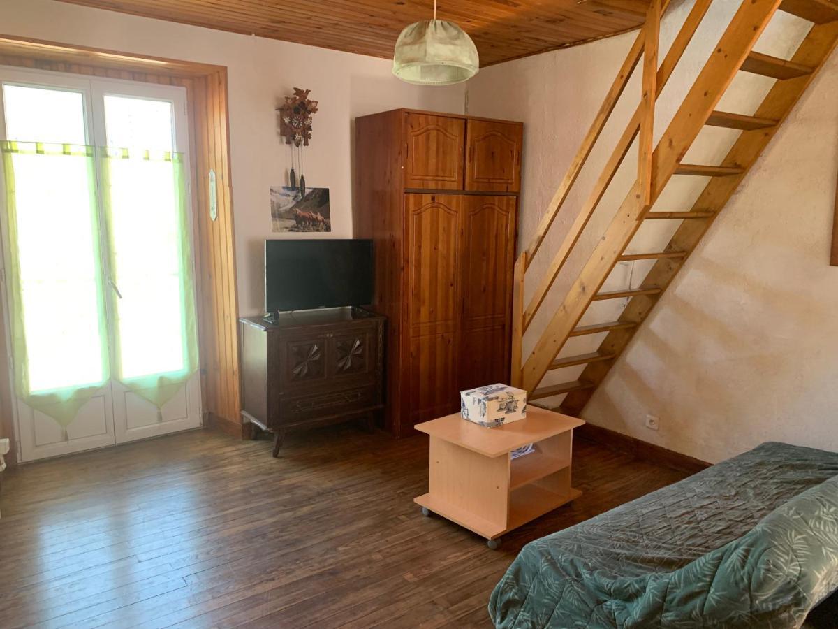 Joli Appartement Dans Une Maison Ancienne Ax-les-Thermes Exterior foto